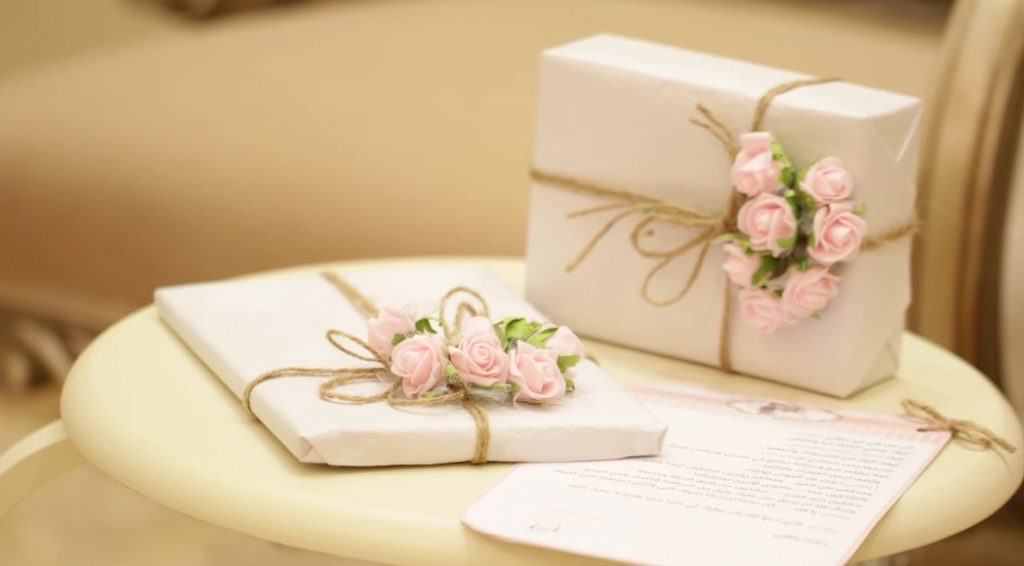 birthday gift for 70 year old mother